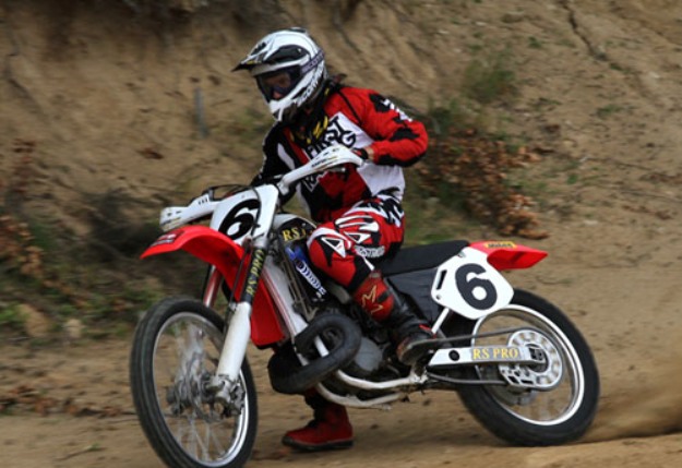 Test Honda CR500R vs CR500RS Pro governed Simon: Even not fear… or almost!