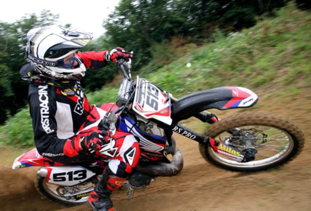 Test Honda CR500R vs CR500RS Pro governed Simon: Even not fear… or almost!