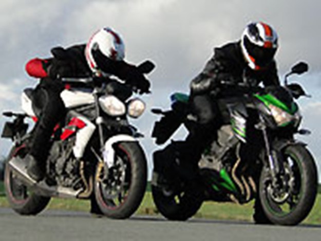 Kawasaki Z800 Vs Triumph Street Triples R: road-stars of 2013!