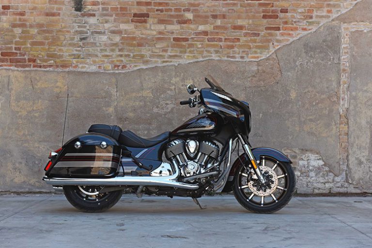 2018 Chieftain Limited Indian Cruisers - Review Specs Price