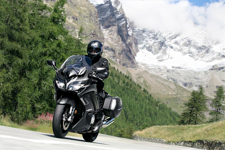 2020 FJR1300ES Yamaha Powerful Sports Touring Bike