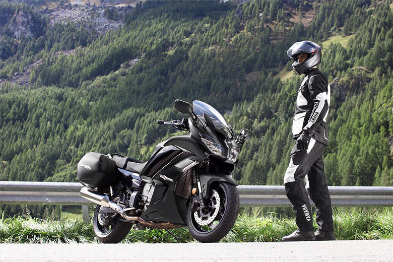 2020 FJR1300ES Yamaha Powerful Sports Touring Bike