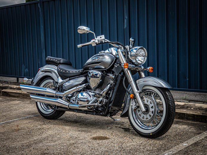 2020 Suzuki Boulevard C50T Touring Motorcycle - Review Specs