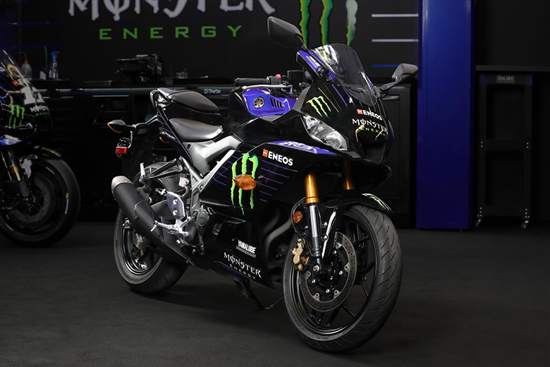 2021 YZF-R3 Monster Energy Yamaha MotoGP Edition