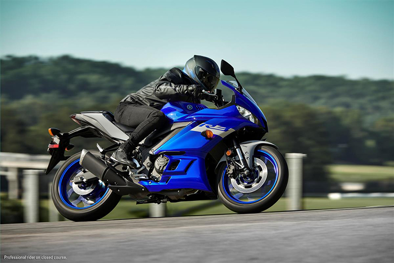 Yamaha 2021 YZF-R3 Super Sports Motorcycle