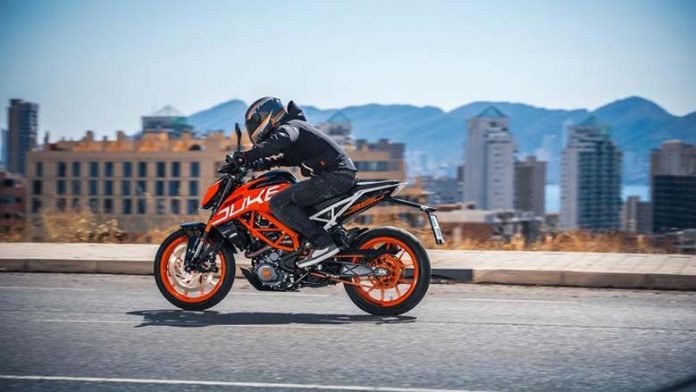 2020 KTM 390 Duke Naked Sports Bike