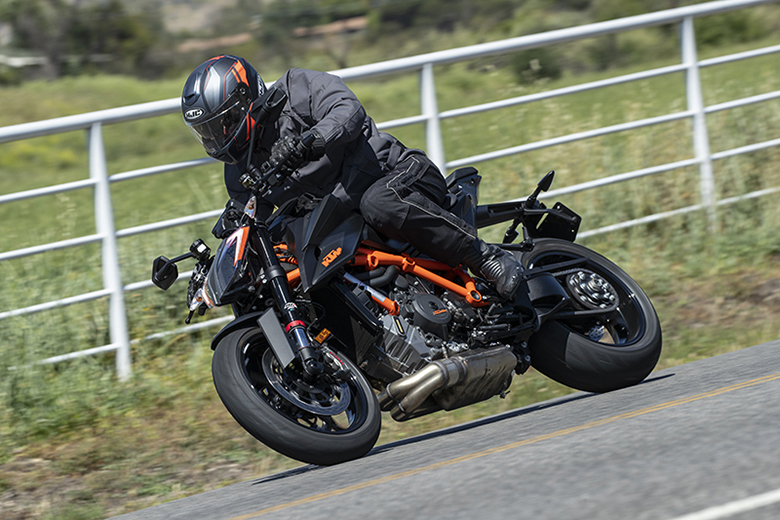 KTM 2020 1290 Super Duke R Powerful Sports Motorcycle