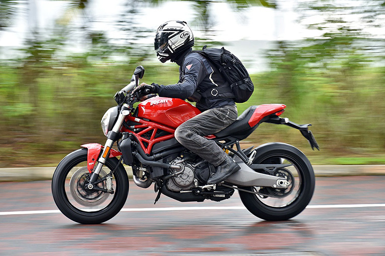 Ducati 2019 Monster 821 Bike