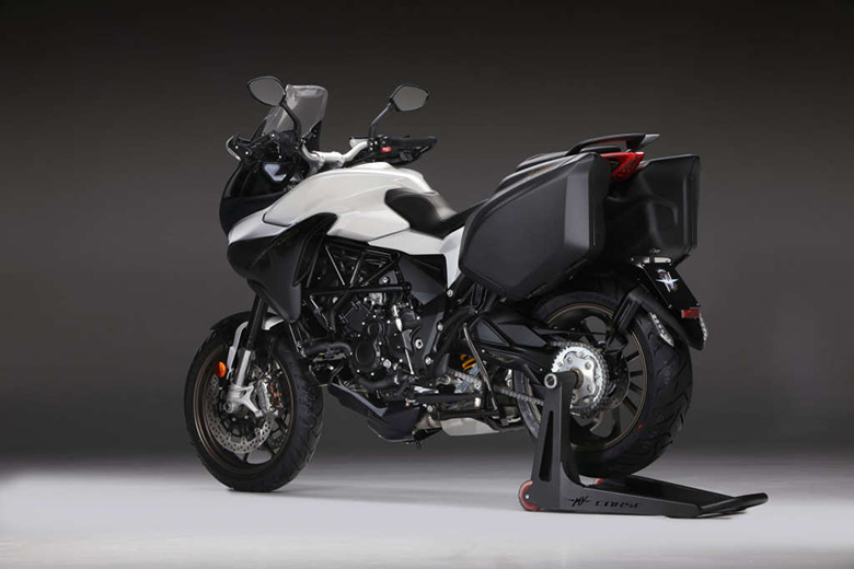 2020 Turismo Veloce 800 Lusso MV Agusta Naked Bike