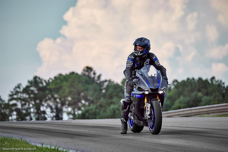 2022 YZF-R1M Yamaha Sports Motorcycle