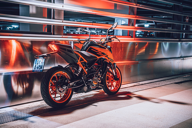 2021 KTM 200 Duke Sports Motorcycle