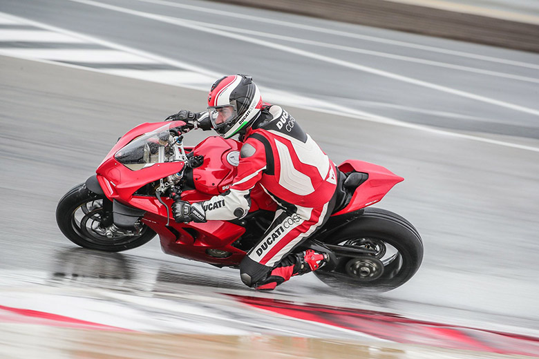 2020 Ducati Panigale V4 S Sports Bike