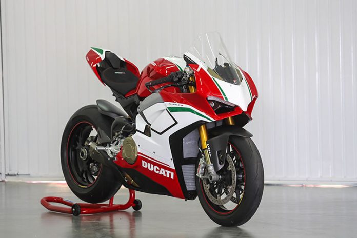 2020 Ducati Panigale V4 Speciale Sports Bike