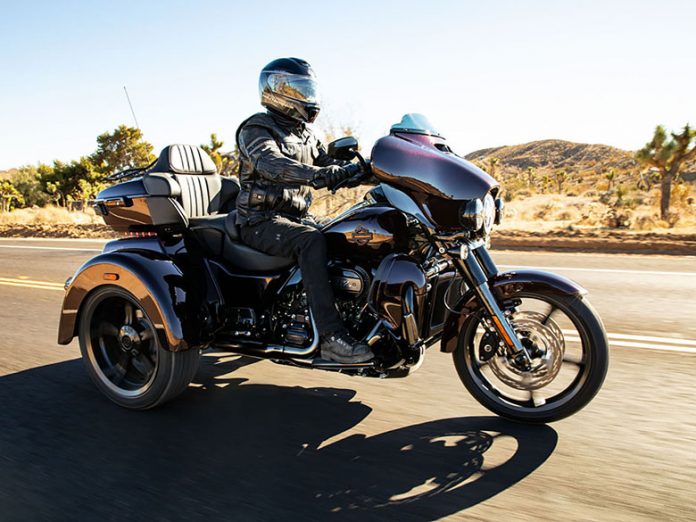 2021 CVO Tri Glide Harley-Davidson Bike - Review Price Specs