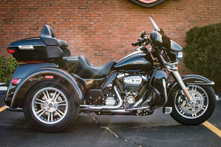 Harley-Davidson 2021 Tri Glide Ultra Bike - Review Specs Price