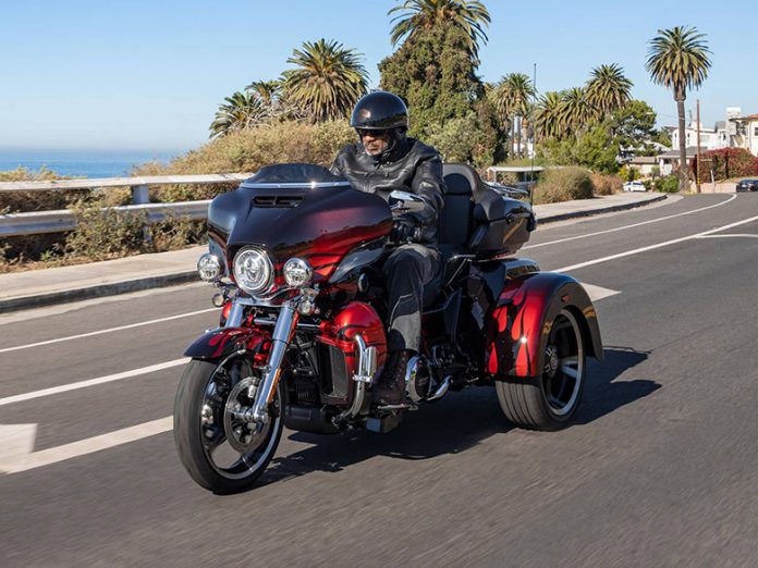 CVO Tri Glide 2022 Harley-Davidson Touring Bike - Review Price