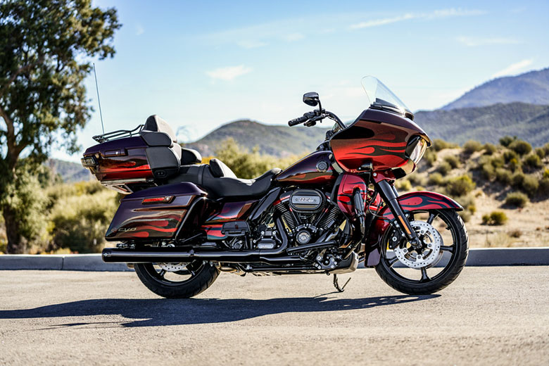 Harley-Davidson 2022 CVO Road Glide Touring Bike