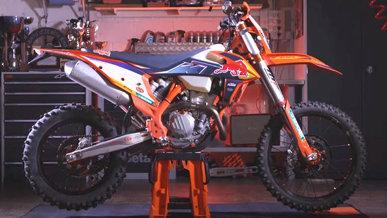 KTM 2022 350 EXC-F Off-Road Motorcycle