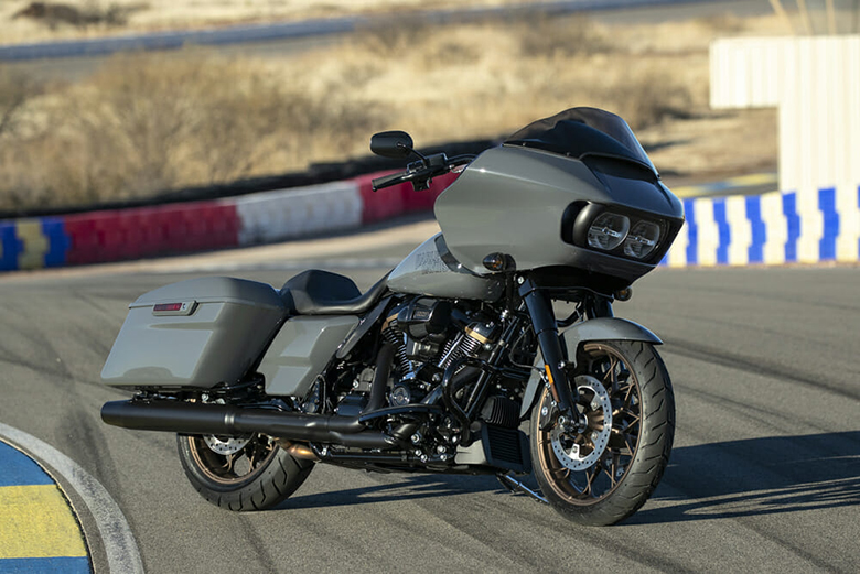 Harley-Davidson 2022 Road Glide ST Touring Bike