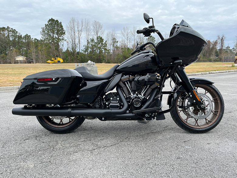 Harley-Davidson 2022 Road Glide ST Touring Bike