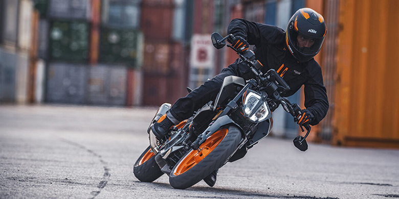 2022 KTM 390 Duke Sports Motorcycle