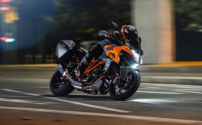 KTM 2022 1290 Super Duke GT Super Adventure Bike