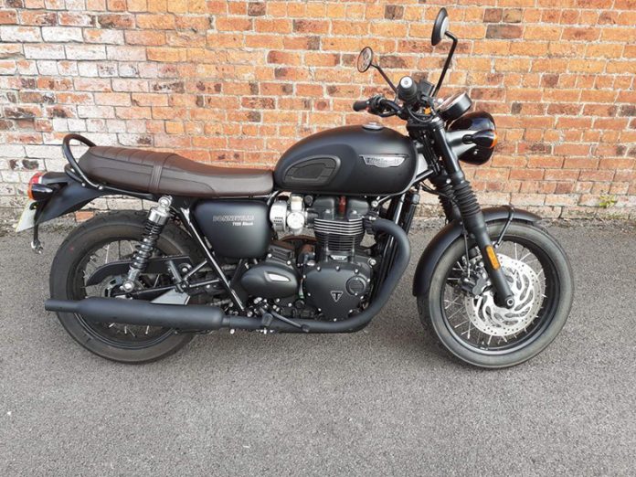 Triumph 2021 Bonneville T120 Black Scrambler