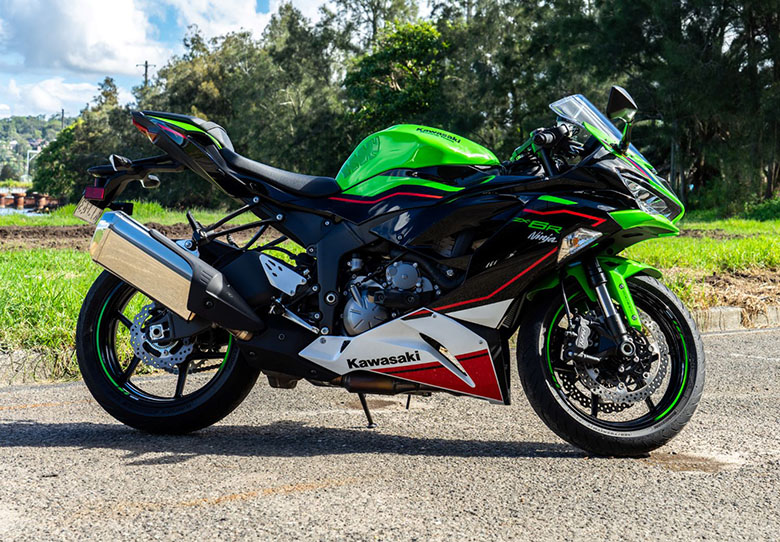 2021 Kawasaki Ninja ZX-6R ABS Sports Motorcycle