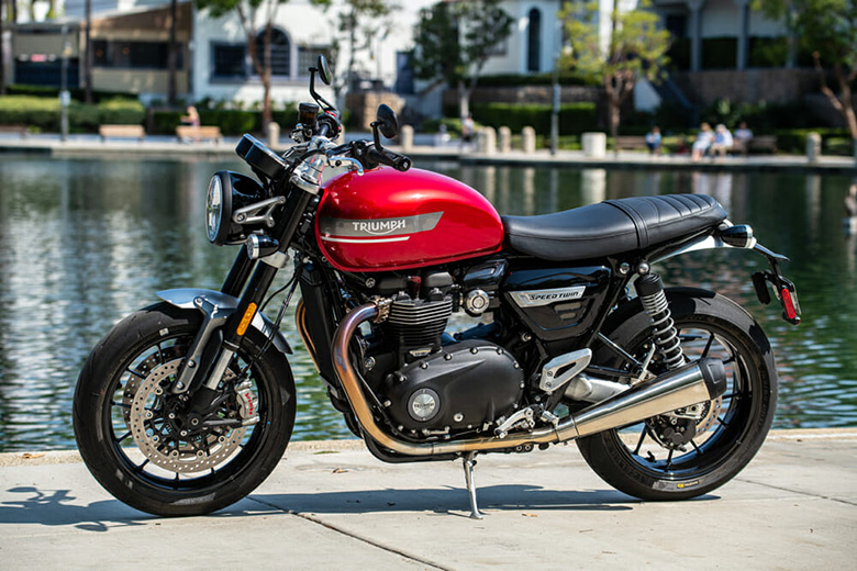 2022 Triumph Street Twin Modern Classics