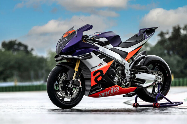 2023 Aprilia RSV4 XTrenta Sports Bike