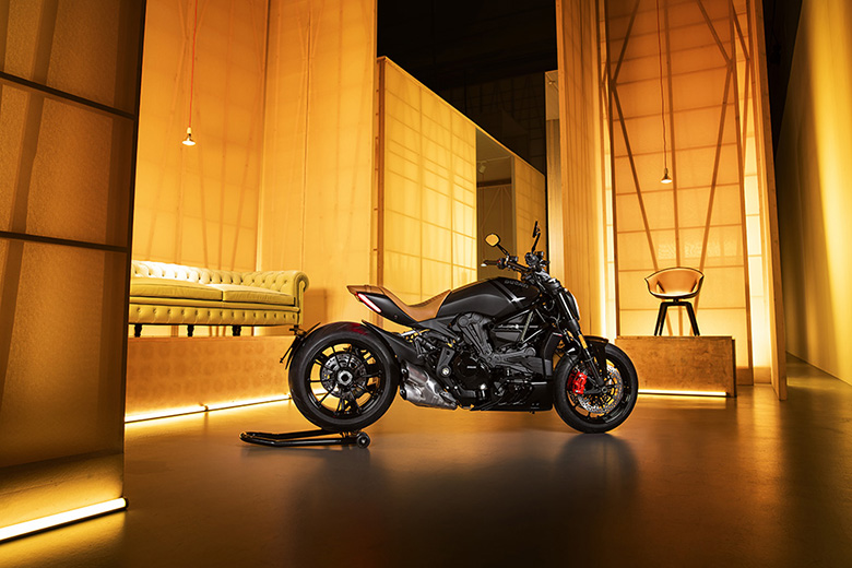 2023 XDiavel Nera Ducati Naked Motorcycle