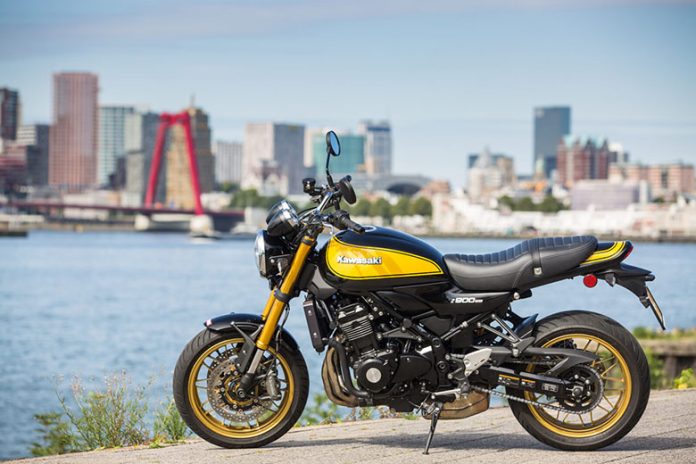 2022 Kawasaki Z900RS Classic Motorcycle