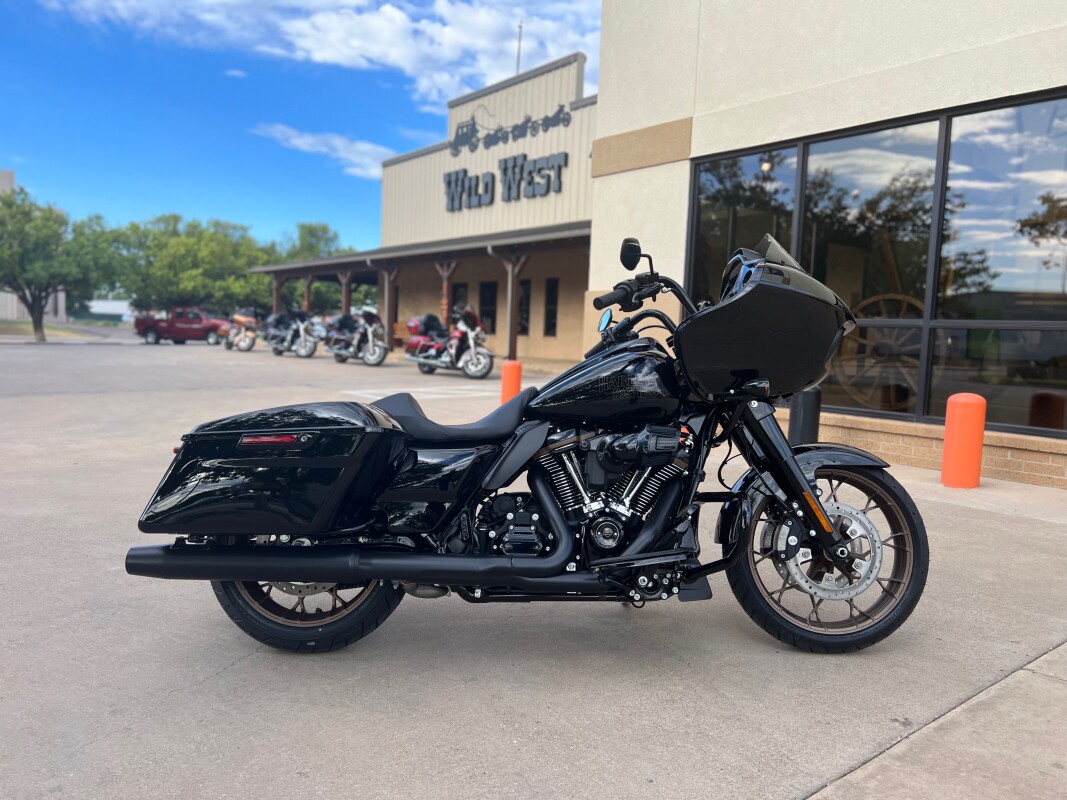 2023 Harley-Davidson Road Glide ST Touring Bike