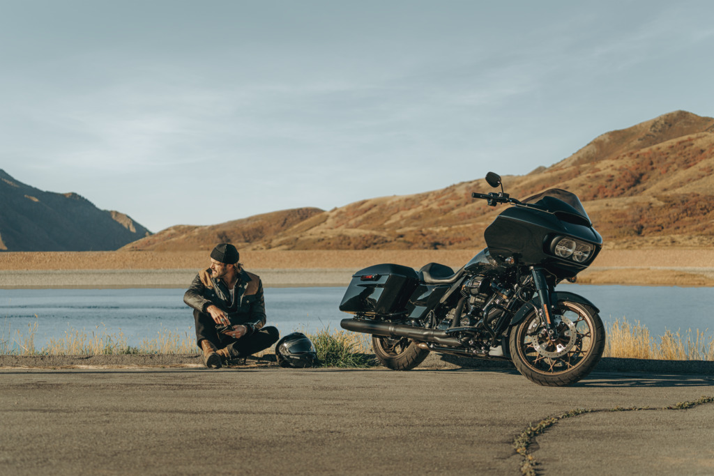 2023 Harley-Davidson Road Glide ST Touring Bike