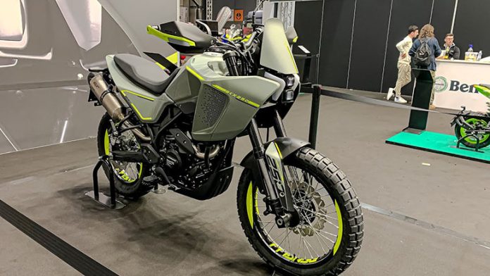 Benelli 2023 BKX 250 S Urban Bike