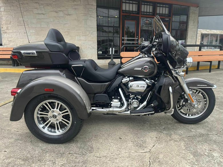 Harley-Davidson 2023 Tri Glide Ultra Trike Bike