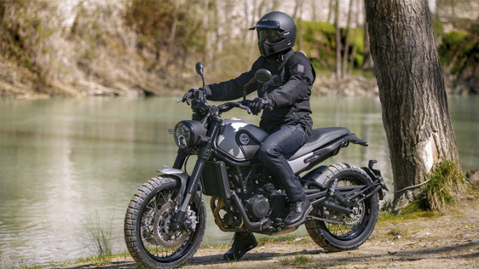 2023 Benelli Leoncino 500 Trail Naked Motorcycle