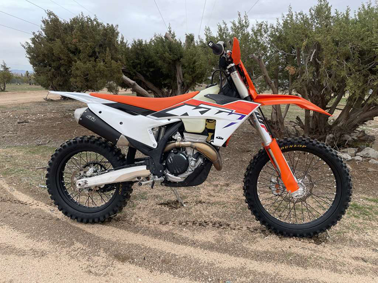 2023 KTM 250 XC-F Dirt Motorcycle