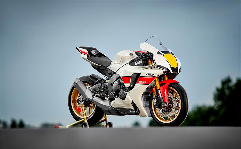 Top Ten Best Super Sports Motorcycles One Can Buy in 2023