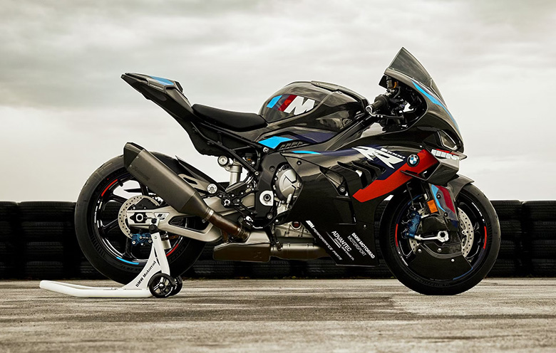 Top Ten Fastest Sports Motorcycles in 2024