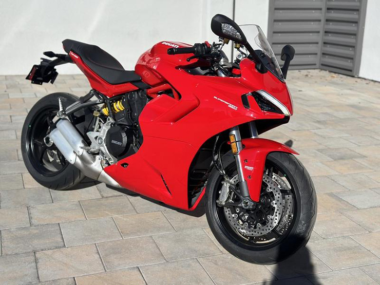 Top Ten Fastest Sports Motorcycles in 2024