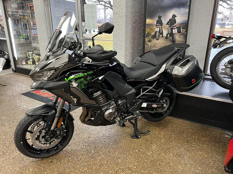 2023 Kawasaki Versys 1000 LT SE Touring Bike