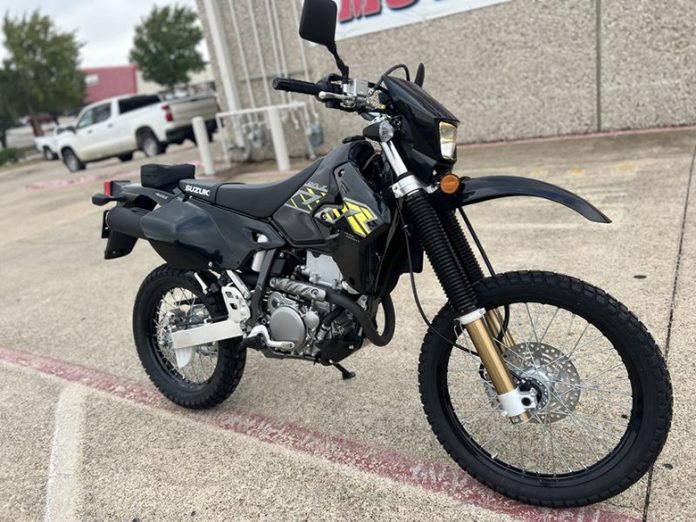 2023 Suzuki DR-Z400S Supermoto