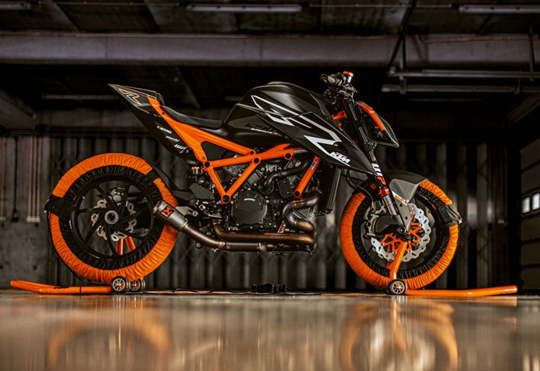 2023 KTM 1290 Super Duke RR Sports Motorcycle