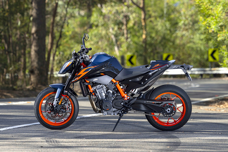 2023 KTM 890 Duke R Sports Motorcycle