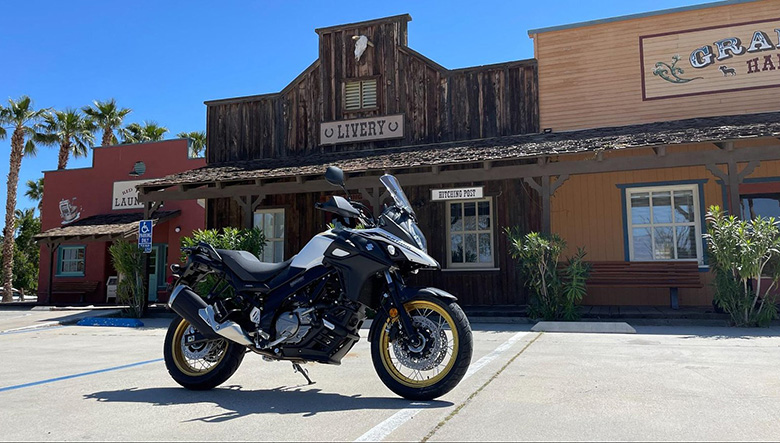 2023 V-Strom 650XT Adventure Suzuki Bike