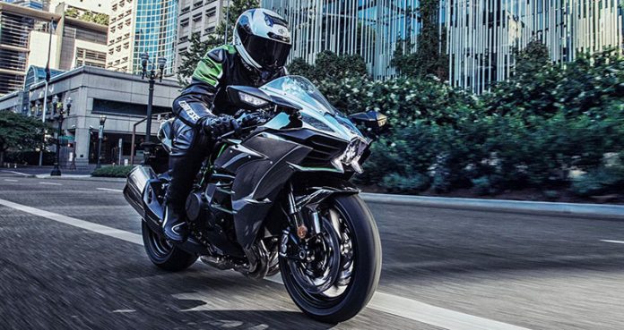 2023 Kawasaki Ninja H2 Sports Bike