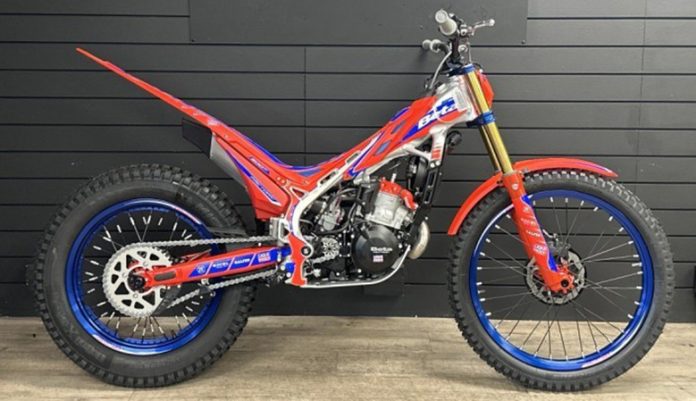 Beta 2024 EVO Factory 2T 300 Dirt Motorcycle