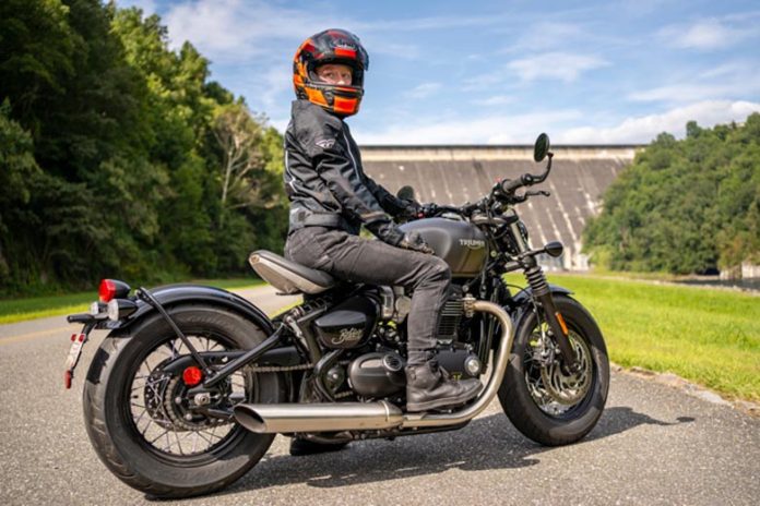 2023 Triumph Bonneville Bobber Café Racer