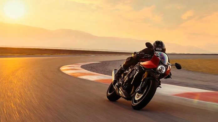 2023 Triumph Speed Triple 1200 RR Roadster